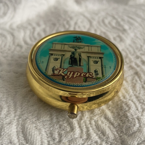 Vintage Mini Pill Container from Kypher - Picture 5 of 5